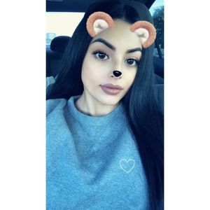 Meet your Posher, Mariela